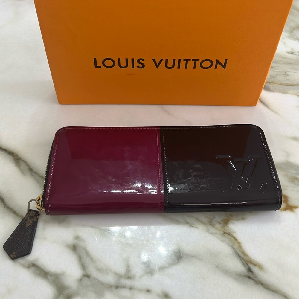 Authentic💄 Louis Vuitton Magenta Miroir Clemence Patent Leather Wallet - Picture 3 of 17